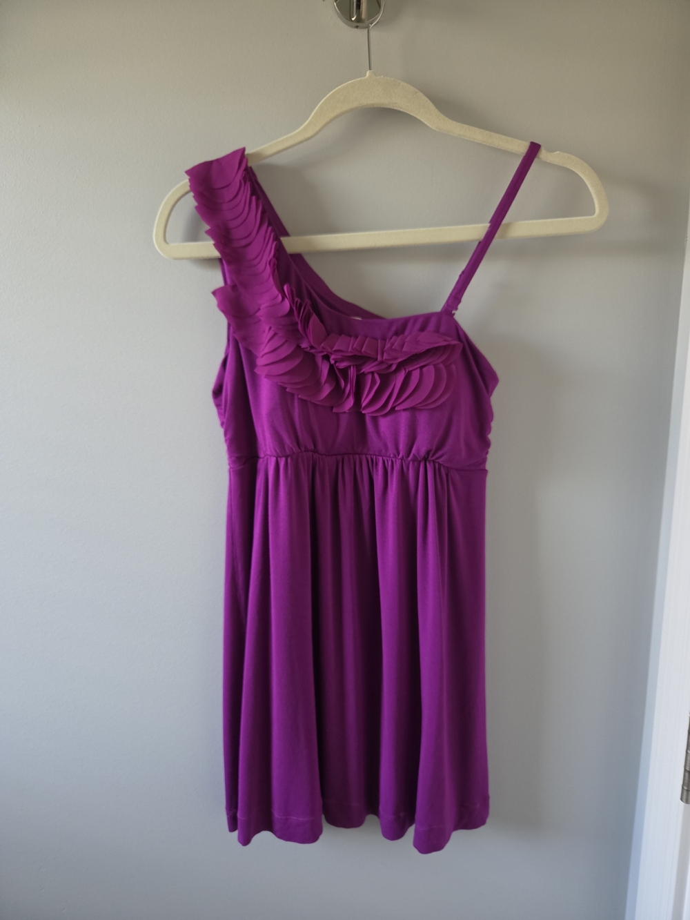 One-Shoulder Ruffle Top in Bright Magenta